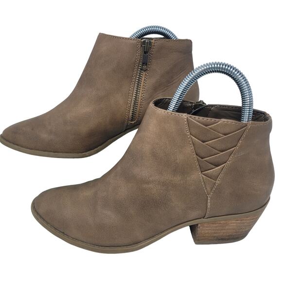 American Eagle Outfitters Booties Womens sz 7 Tan Chocolate Mocha Chunky Heels - Picture 1 of 9